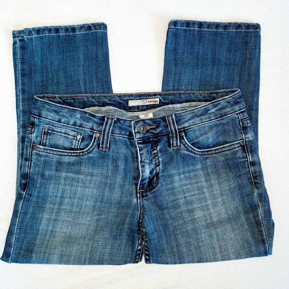 Refuge Denim Capris
